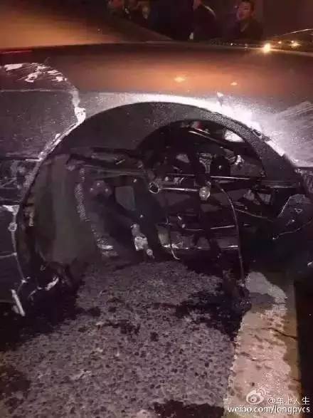 迈凯伦P1国内首撞，三神车已集齐！