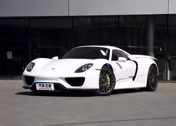 迈凯伦P1国内首撞，三神车已集齐！