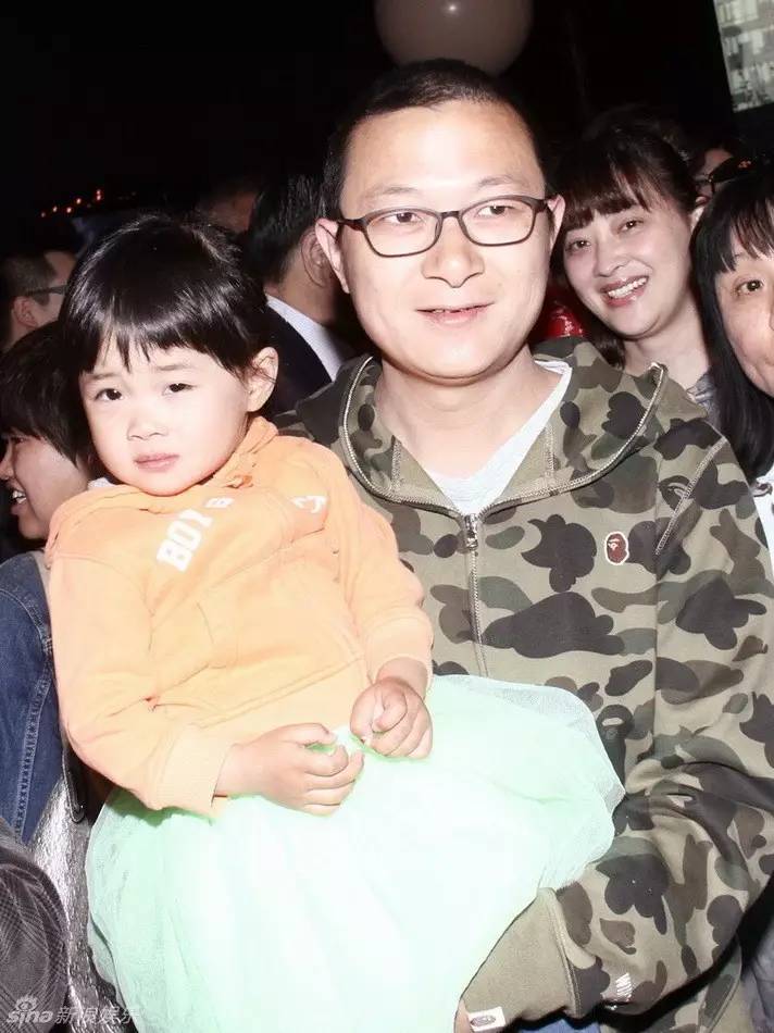 前夫劈腿李小冉的梅婷被曾剑宠成了小公举