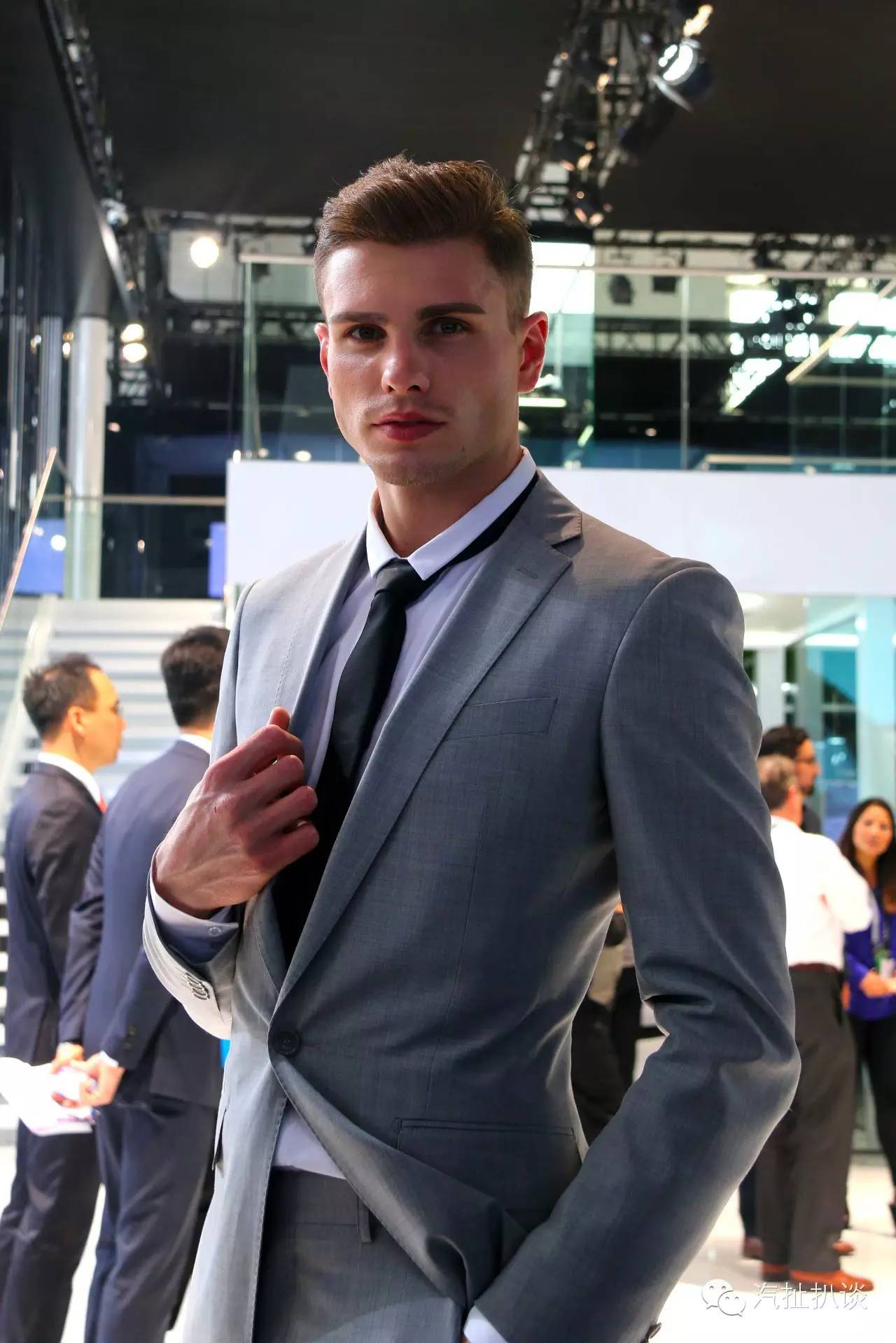 车展禁“模”之后，却火了他们......