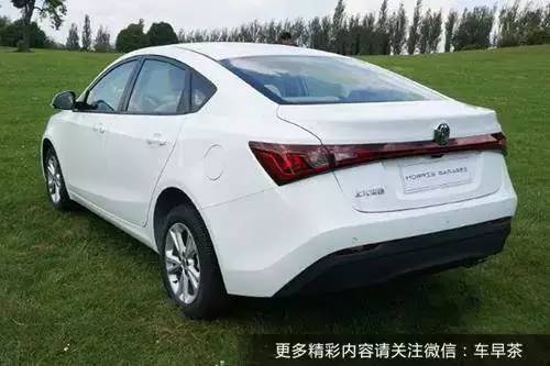 为什么两厢车有后雨刷，三厢车却没有？