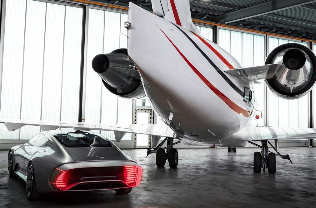 奔驰在上海制造了一片混乱 你有必要知道