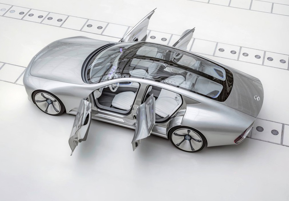 奔驰在上海制造了一片混乱 你有必要知道