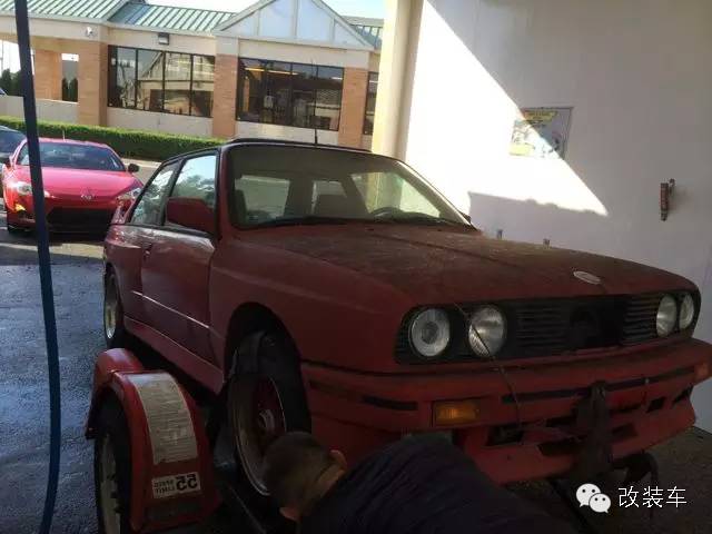 废墟中捡到一部宝马M3 车子命运惊天逆转