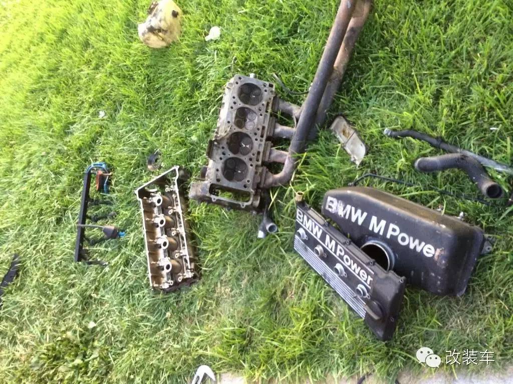 废墟中捡到一部宝马M3 车子命运惊天逆转