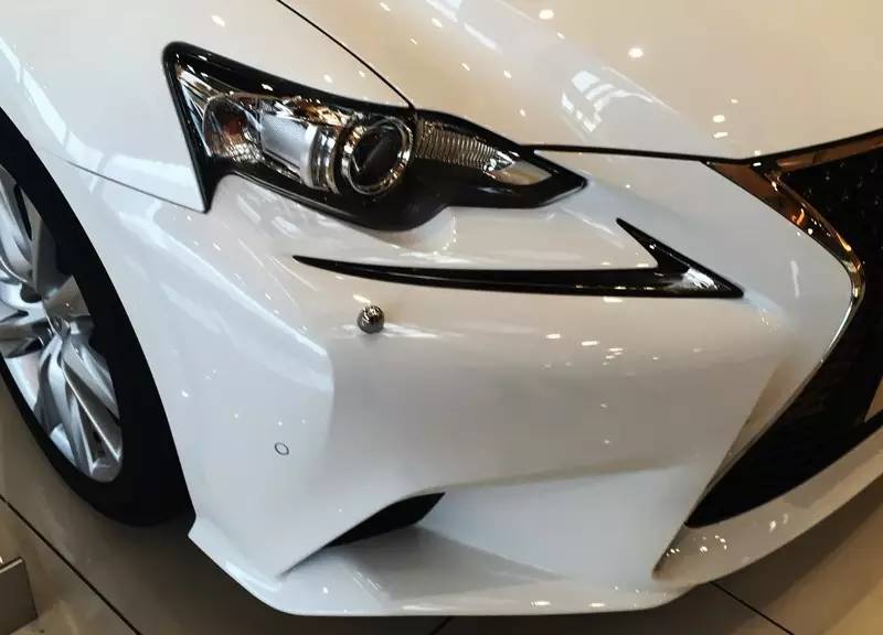 狙击宝马3系，IS与XE是知己or劲敌？