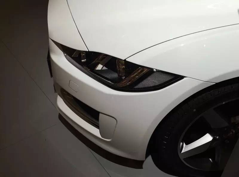 狙击宝马3系，IS与XE是知己or劲敌？