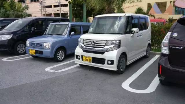 这个世界上开车最规矩的 大概就是日本人