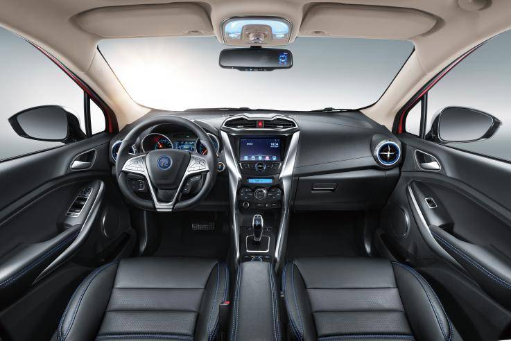 凭颜值与实力引爆市场 比亚迪元该选哪款？