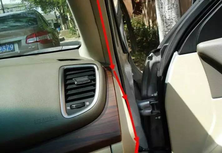 实用学堂：行车记录仪如何藏线才美观？