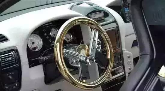 最牛掰的方向盘，看到最后大师都懵了！