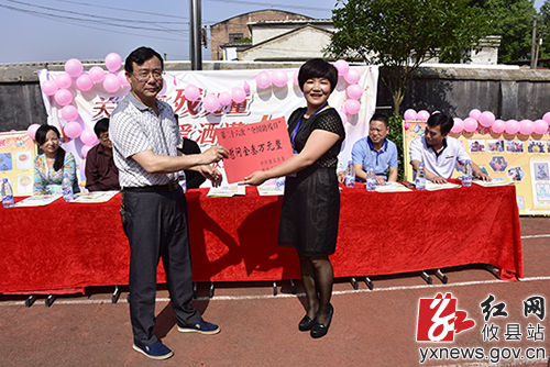 左振华)5月13日上午,湖南省攸县总工会,县民政局,县教育局,县发改局