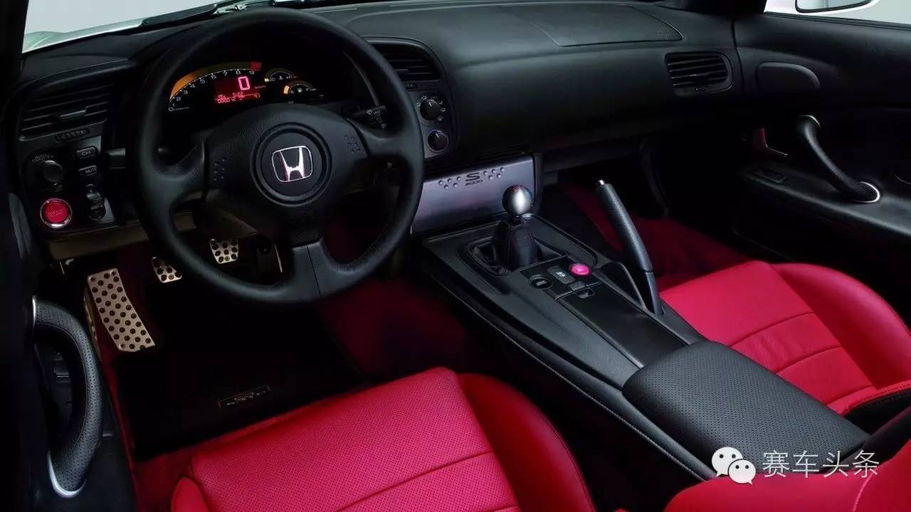 这礼物够贵重！本田或推敞篷跑车庆祝生日