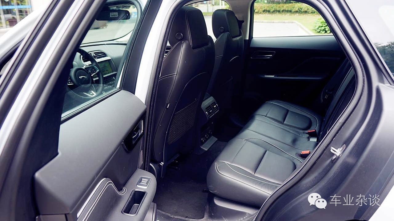 后来者居上，捷豹F-PACE VS保时捷Macan