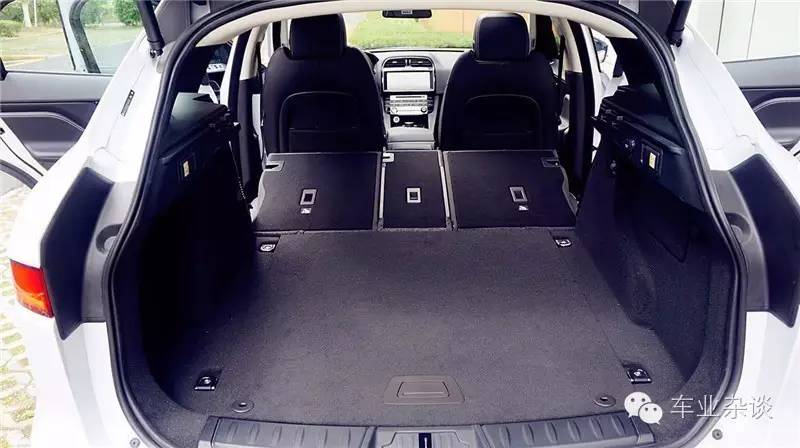 后来者居上，捷豹F-PACE VS保时捷Macan