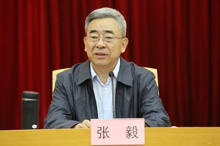 张毅同志到国资委直属机关和中央企业基层党支部讲党课
