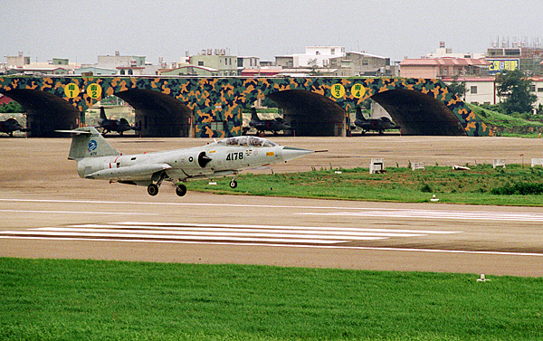 深度:复盘96年台海军演 解放军能否一周内解放