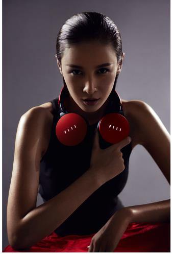 龙女郎张蓝心&fiil耳机首支广告片