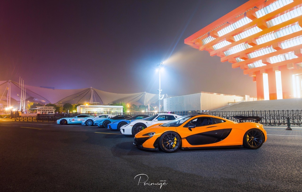 昨晚朋友圈刷屏的6辆神车夜袭魔都街头！