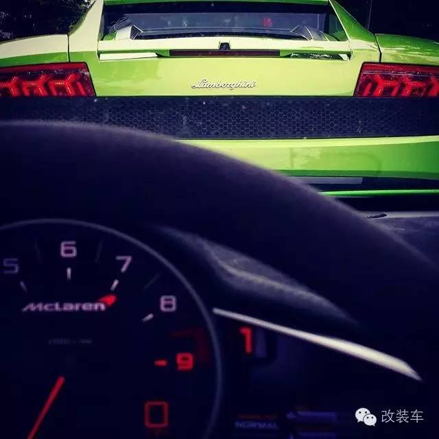 不服就咬 这是迈凯伦还是绿巨人