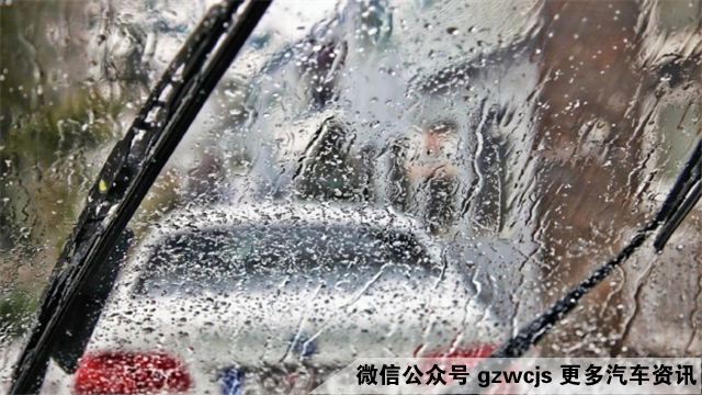 如果时速开到200公里 雨刮还能不能用？