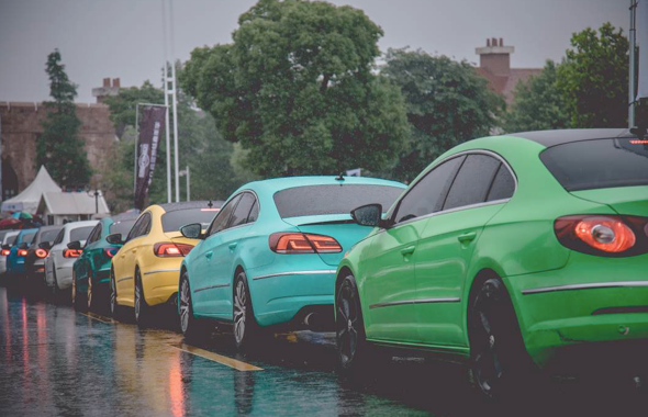 500辆改装车太湖撒欢是什么场面