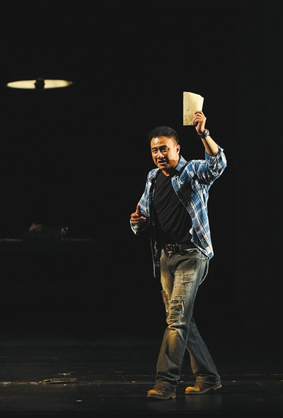 胡军 我可不要苦大仇深的英雄主义