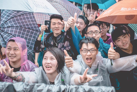 500辆改装车太湖撒欢是什么场面