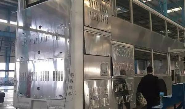 董小姐爱上新能源“野马”，可格力家里没有草原