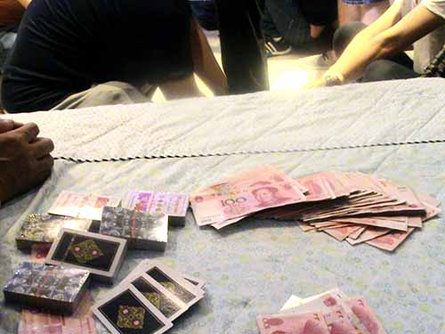 赌博窝点现场,警方供图