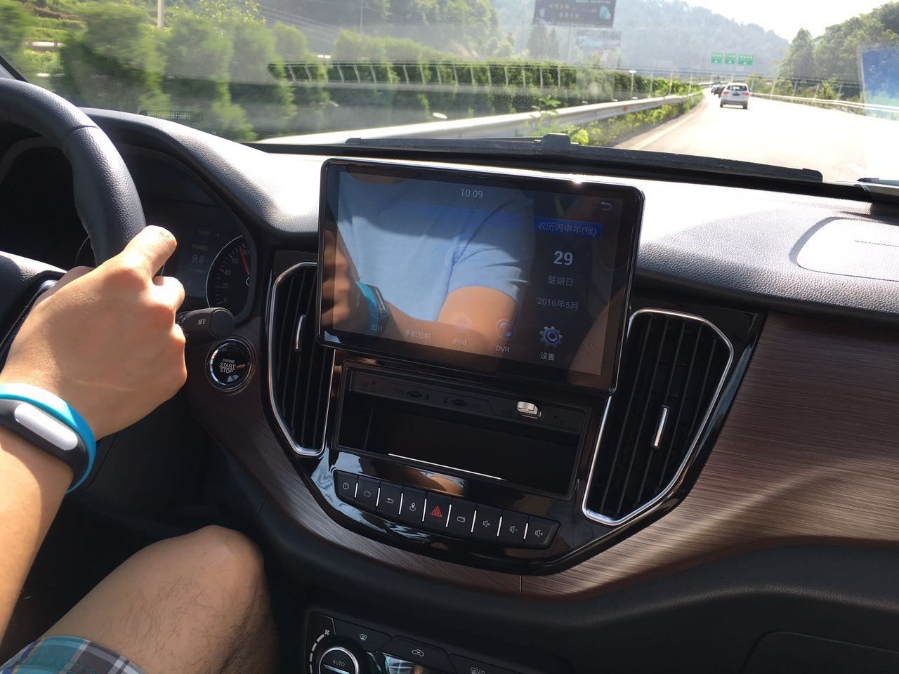 试驾森雅R7 会成为下一部神车吗？