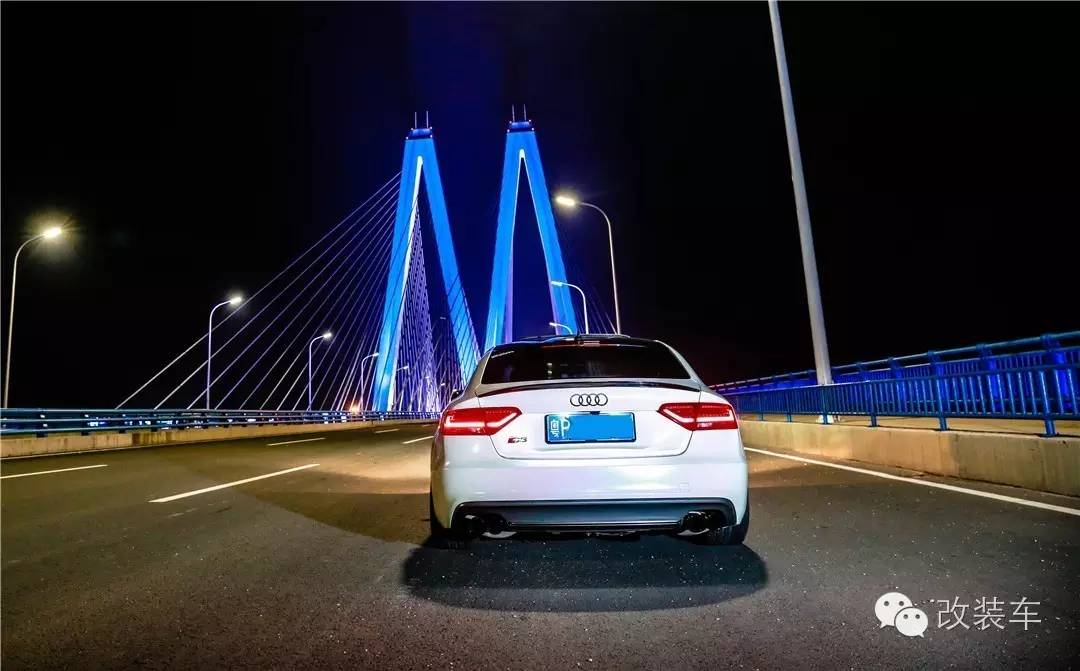 优雅身姿 广东车友奥迪S5改装案例
