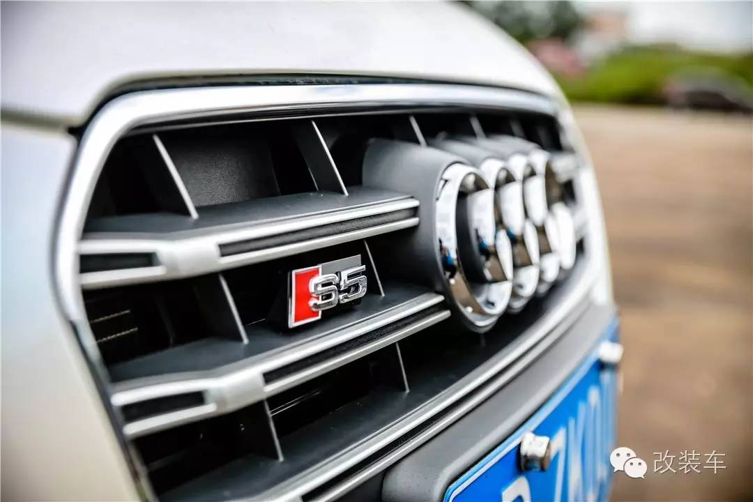优雅身姿 广东车友奥迪S5改装案例