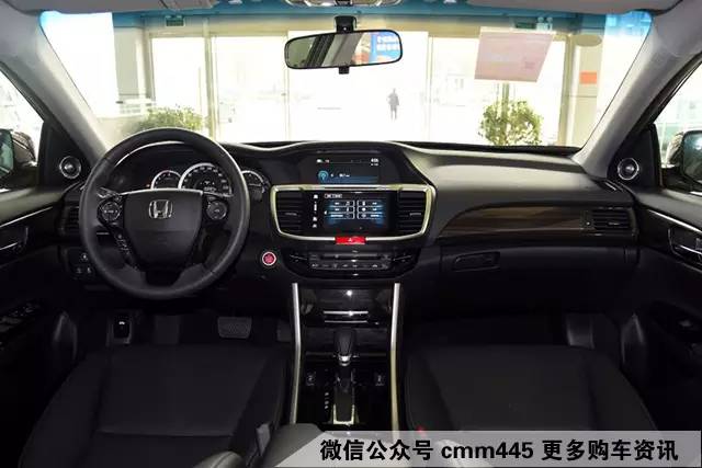 市区开再也不怕溜车.自动驻车