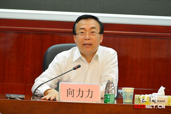 湖南省副省长向力力视察高考工作 为全省考生加油点赞