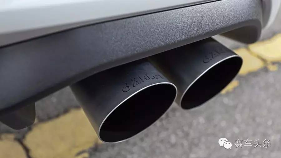 宝马M2做手术 M4为小弟“移植”心脏