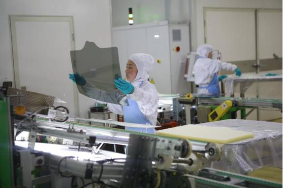 “表面功夫”很重要 一块汽车玻璃的故事