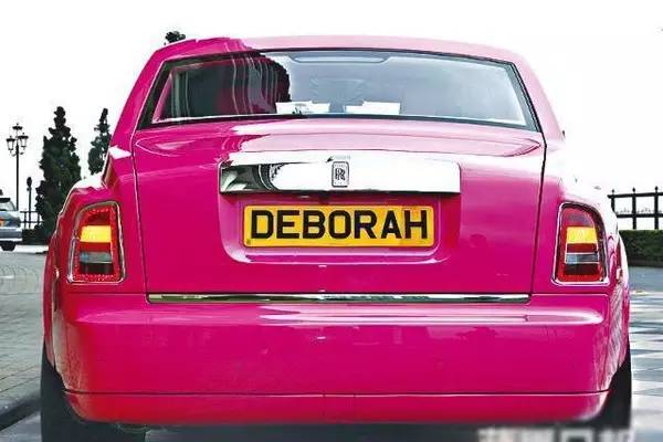 澳门大叔才是人生赢家 幻影车队+模特媳妇