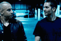 能在马路上这么任性飚车的也只有他们了！