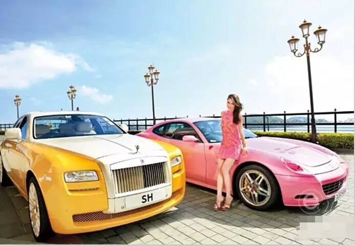 澳门大叔才是人生赢家 幻影车队+模特媳妇