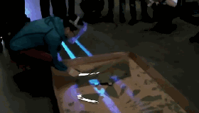 “表面功夫”很重要 一块汽车玻璃的故事