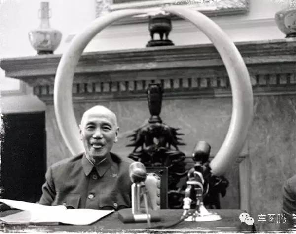 中国汽车为什么靠右行？原来有这么多故事！