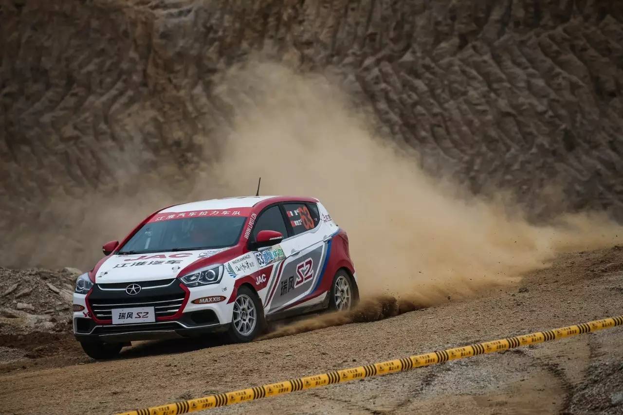 实力不凡险境稳向前 江淮车队保持领先
