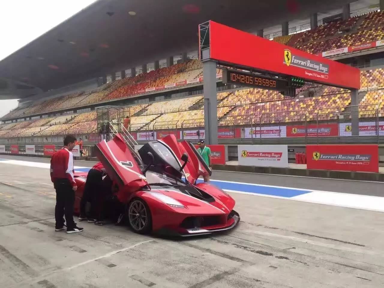 郭天王提4000万法拉利FXX K