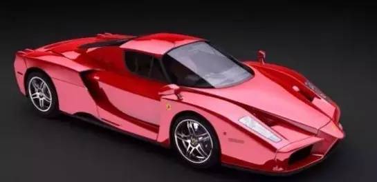 给豪车都不会开！因为你可能都进不去车门