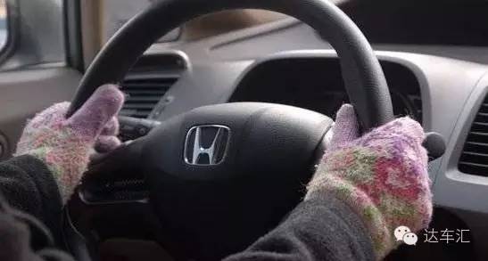 有一种人类叫“女司机”