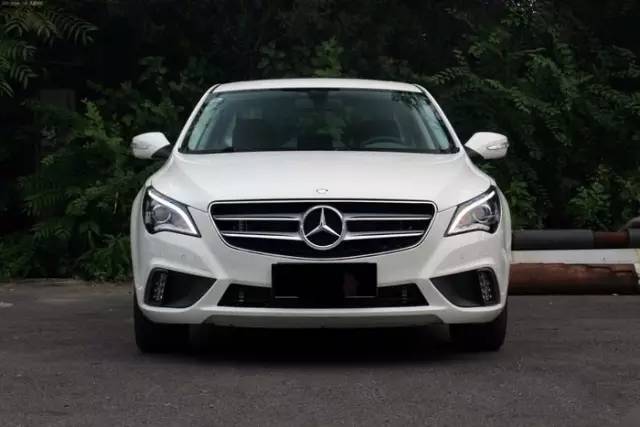 小伙2000元绅宝改奔驰，妹纸差点就信了