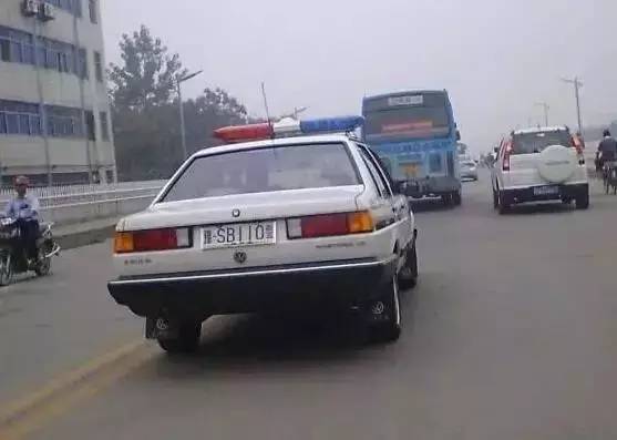 屌炸了！开这些车上路绝对胜过超跑