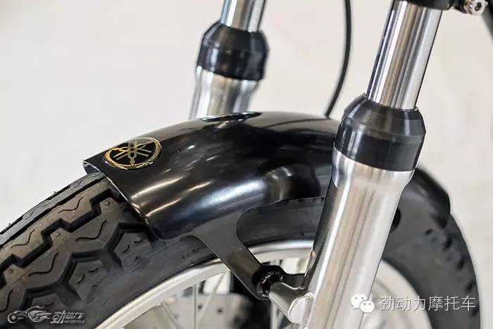 海外改装赏析 机械增压雅马哈SR400