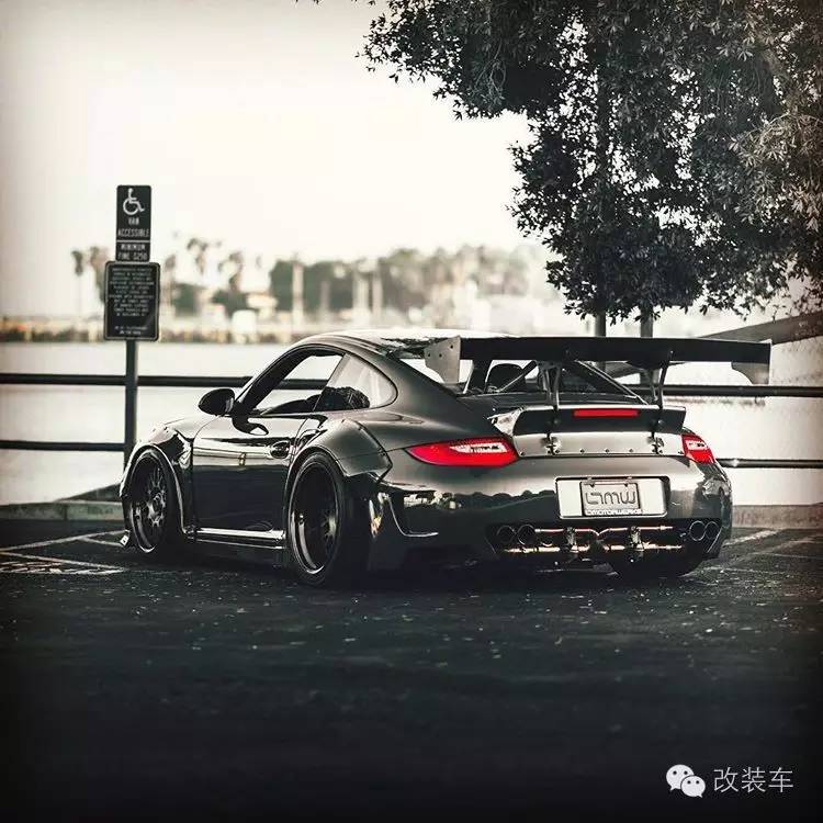 蓝色控的最爱 保时捷911宽体改装案例